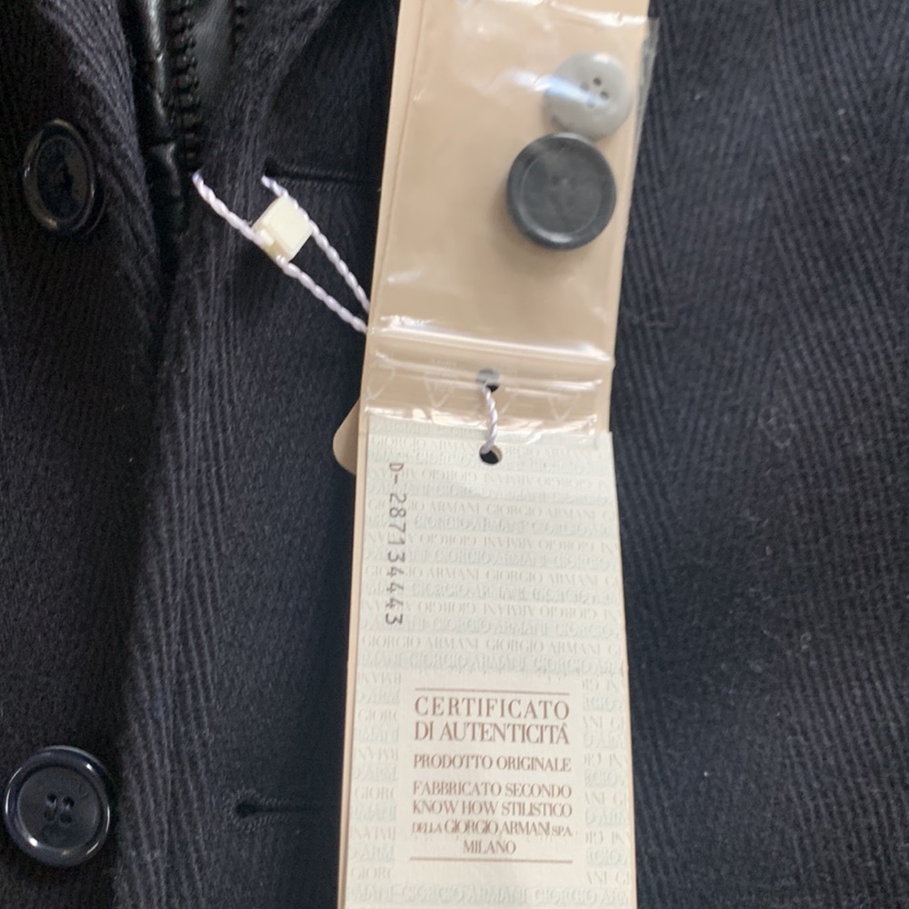 Armani Junior blazer size 10 in black - Picture 6 of 6